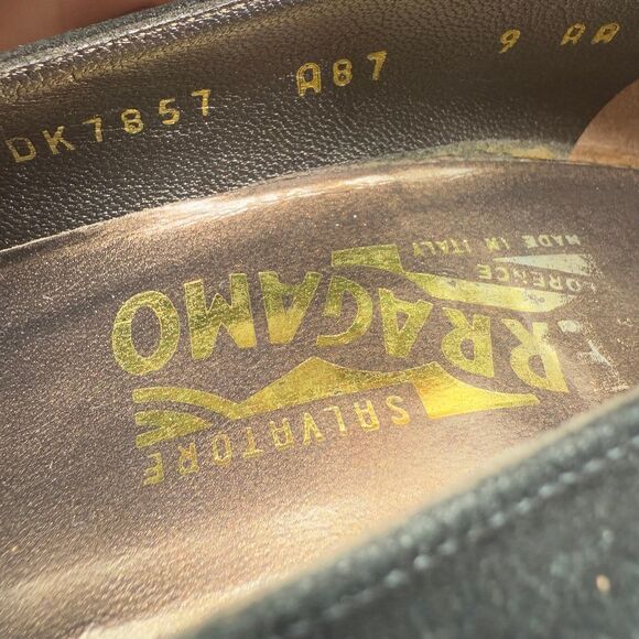 Salvatore Ferragamo Black Suede Platform Block Heel Pumps Size 9 AA - Picture 8 of 11